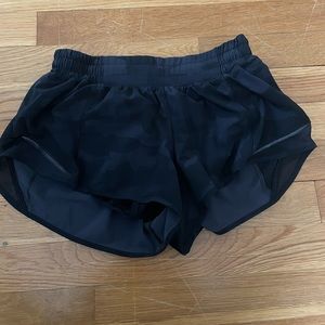 Lululemon hotty hot shorts